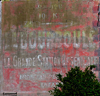 Old wallpainted advertisements